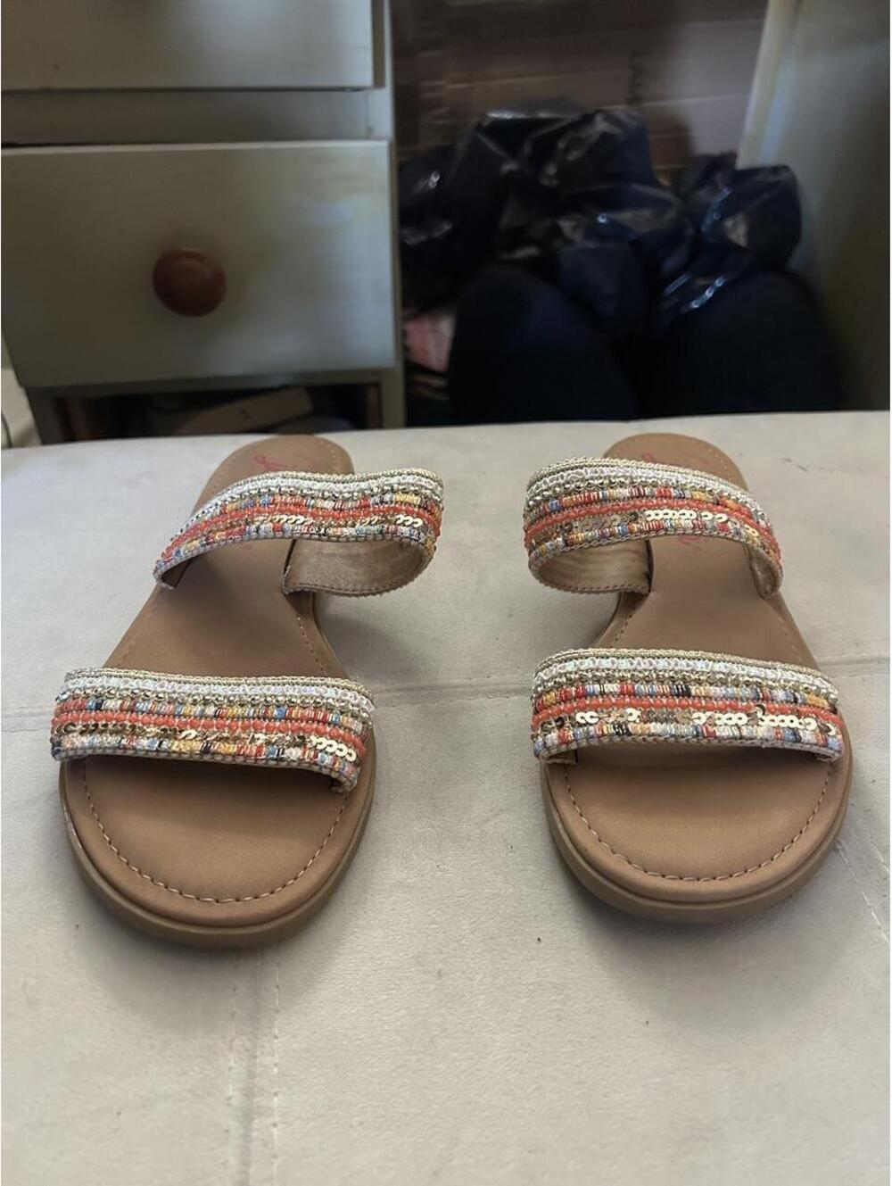 Jellypop Camilo sandals with multicolored beaded straps, size US 8.5